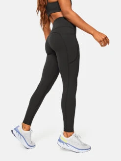 Swift 7/8 Legging 9 Swift 7/8 Legging -Outdoor Voices Store 1 hero W101321 BIT BLK SuperForm Leggings Black 0700 V2