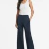 Alli Pant - Midnight 2 Alli Pant - Midnight -Outdoor Voices Store ALLIPANT RECOLOR NAVY FRONT