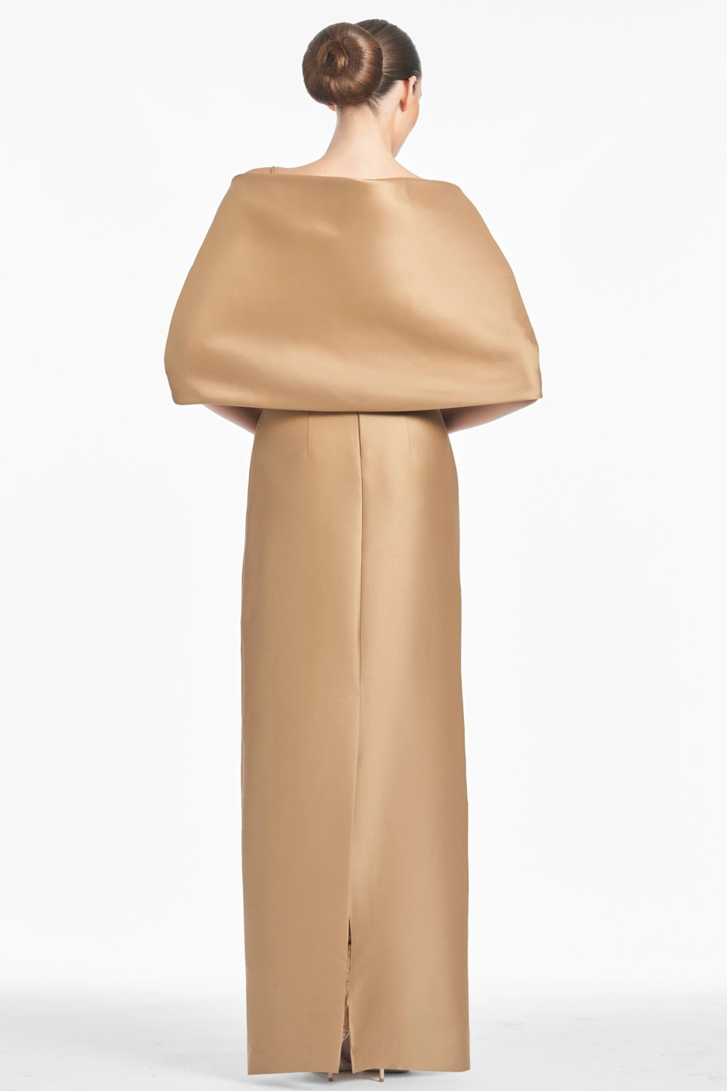 The Hug Shawl - Chestnut Gold 6 The Hug Shawl - Chestnut Gold - Image 4