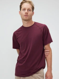 FastTrack Mesh Shortsleeve -Outdoor Voices Store M301453 SMS SRZ Fast Track Shortsleeve Shiraz 064 Rehywst