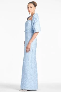 THE HUG SHAWL - ICE BLUE JACQUARD CLOQUE -Outdoor Voices Store SHAWL ICEBLUE SIDE