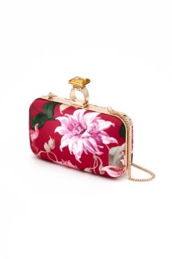 On The Rocks Clutch - Deep Pink Dahlia -Outdoor Voices Store SHOT 18 275