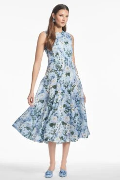 MARIPOSA DRESS - DELFT PETALS 8 MARIPOSA DRESS - DELFT PETALS -Outdoor Voices Store T251D17 461 2