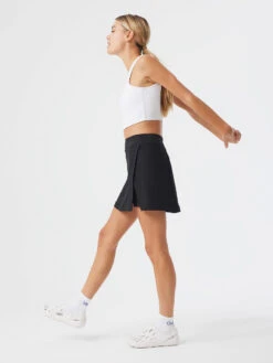 Venus Crop Top 9 Venus Crop Top -Outdoor Voices Store W201504 TXC WHI Venus Crop Top White 023 4746c3ba 5ada 43aa 88dd 928a92868780