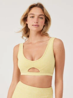 Peekaboo Bra 9 Peekaboo Bra -Outdoor Voices Store W201872 TXC GIG Peekaboo Bra Ginger DH 034