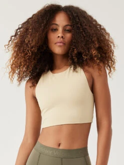 SuperForm™ Crop Top 17 SuperForm™ Crop Top -Outdoor Voices Store W301760 BIT WHT Zoom Crop Top Wheat 091 G2Kw59M