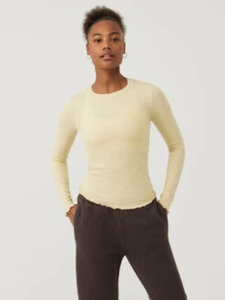 SoftRib Longsleeve -Outdoor Voices Store W302001 CTR WHT SheerRib Longsleeve Wheat 005 aXh2Jsv