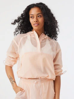 Windbreaker Pullover -Outdoor Voices Store W501758 RSN SSH Windbreaker Jacket Seashell 056 CayUHAn