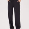 Relay Wide Leg Pant 2 Relay Wide Leg Pant -Outdoor Voices Store W702133 REC BLK Relay Wide Leg Pant Black 034 1 V1Cpf72